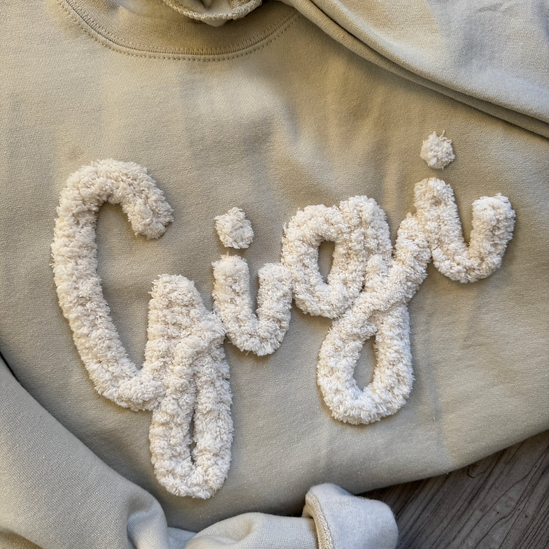 custom-gigi-honey-name-chenille-yarn-embroidered-sweatshirt
