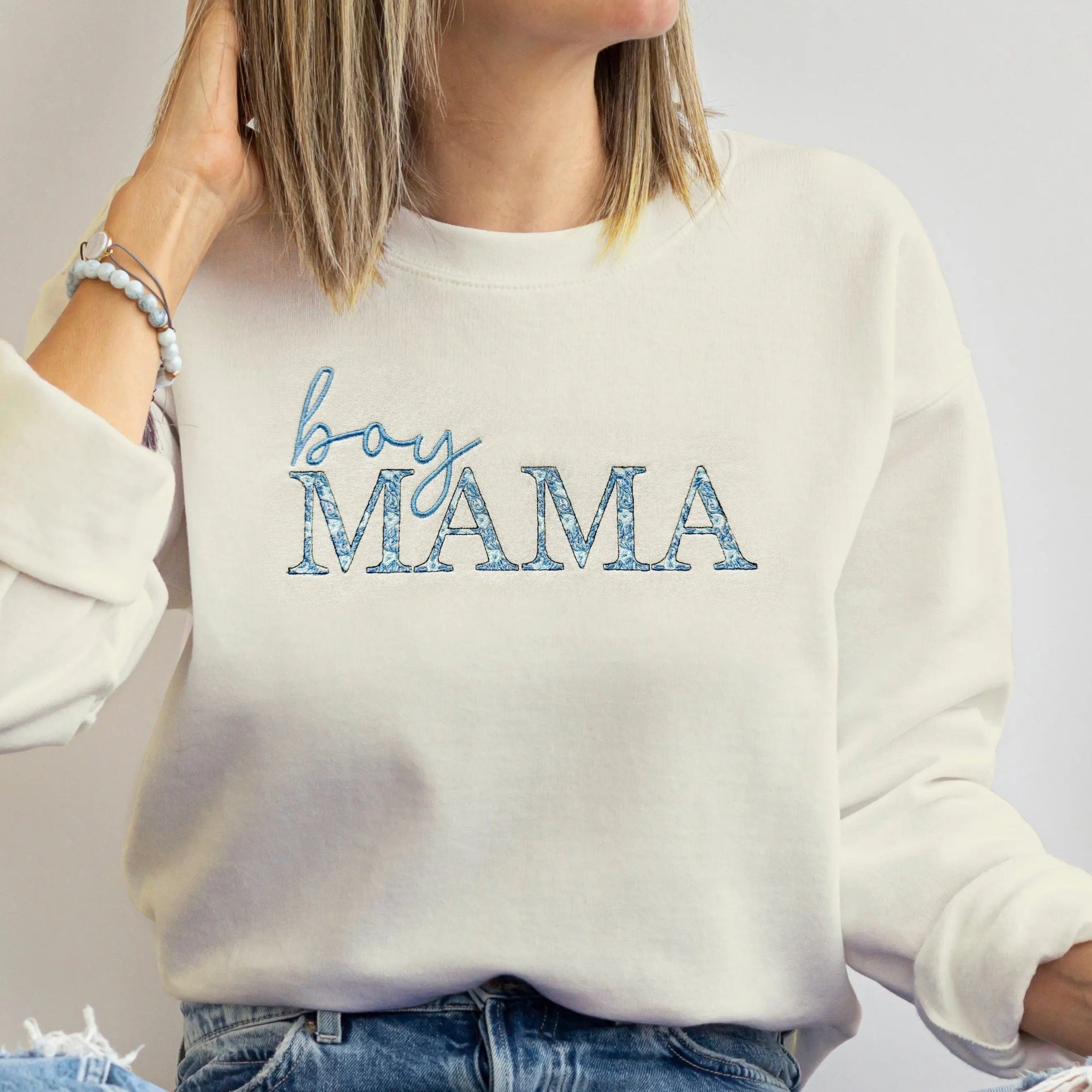 mama-embroidered-sweatshirt-with-floral-chinoiserie-pattern