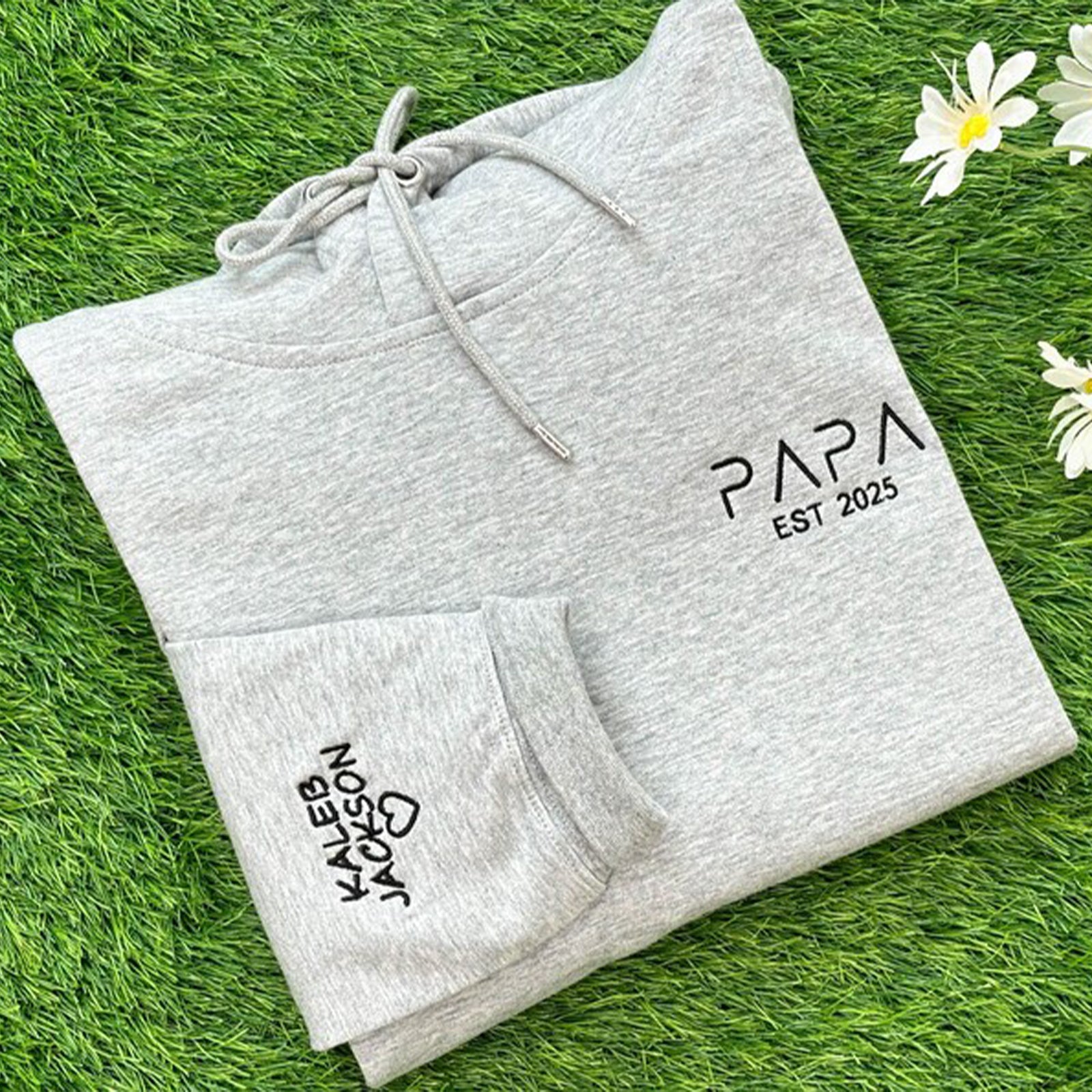 personalized-papa-embroidered-sweatshirt-new-dad-gift-fathers-day-present