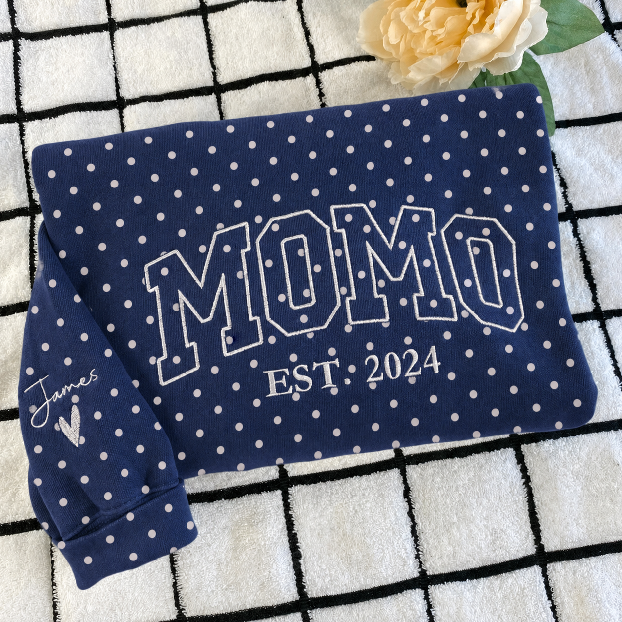 custom-embroidered-grandma-and-grandpa-polka-dot-sweatshirt-gift-for-grandma-grandpa