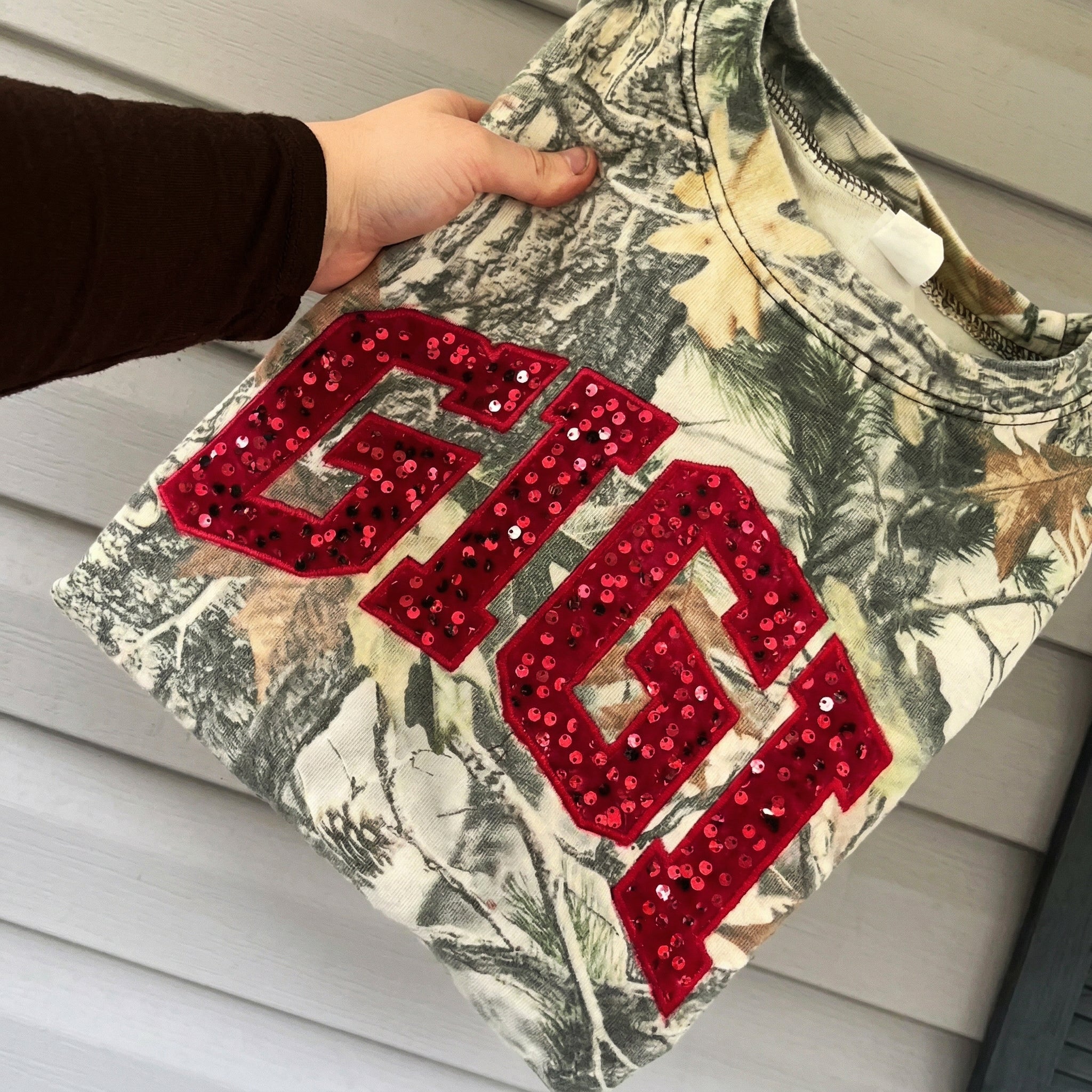 custom-sequin-mama-sweatshirt-personalized-glitter-letters-vintage-style-mother-s-day-gift-for-mom