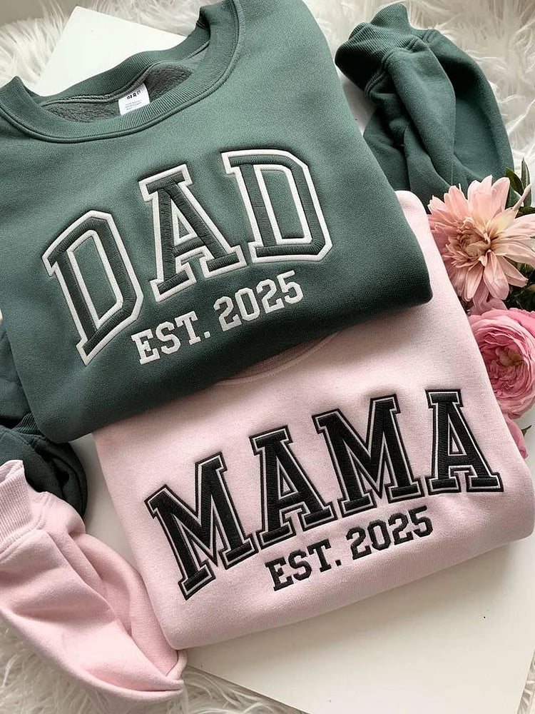 custom-mama-dad-embroidered-sweatshirt-gift-for-mom-dad