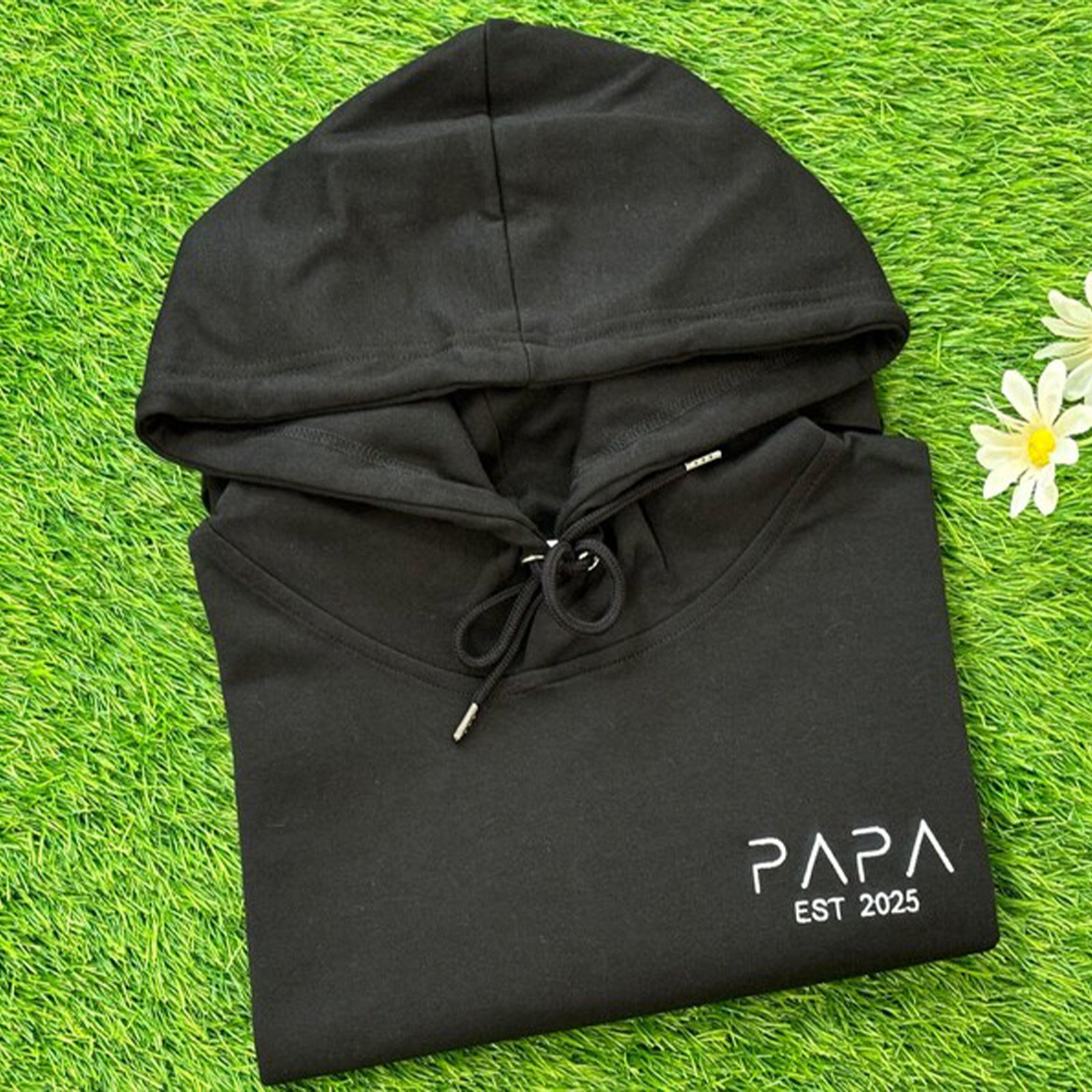 personalized-papa-embroidered-sweatshirt-new-dad-gift-fathers-day-present