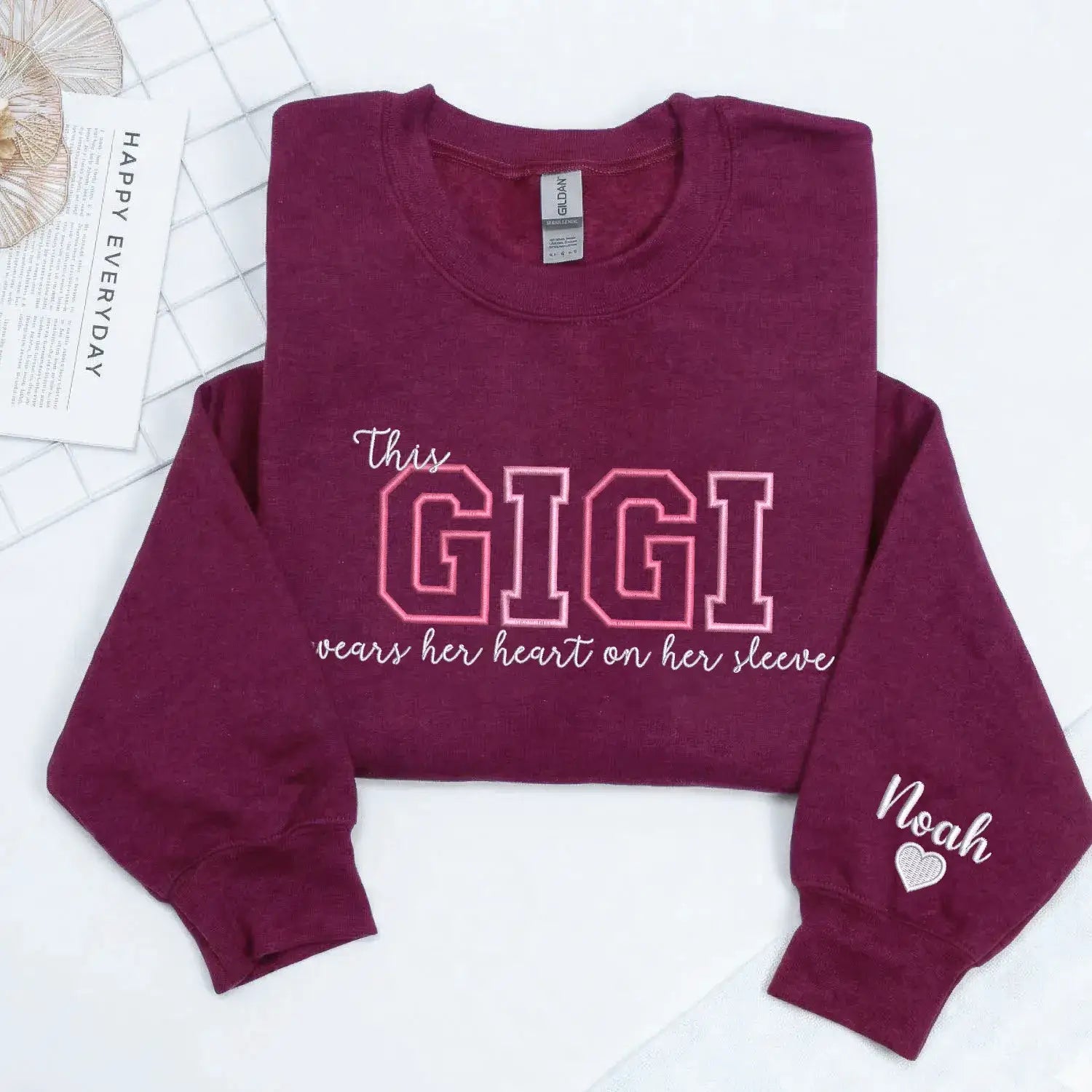 custom-embroidered-this-gigi-wears-her-heart-on-her-sleeve-sweatshirt-mothers-day-gifts