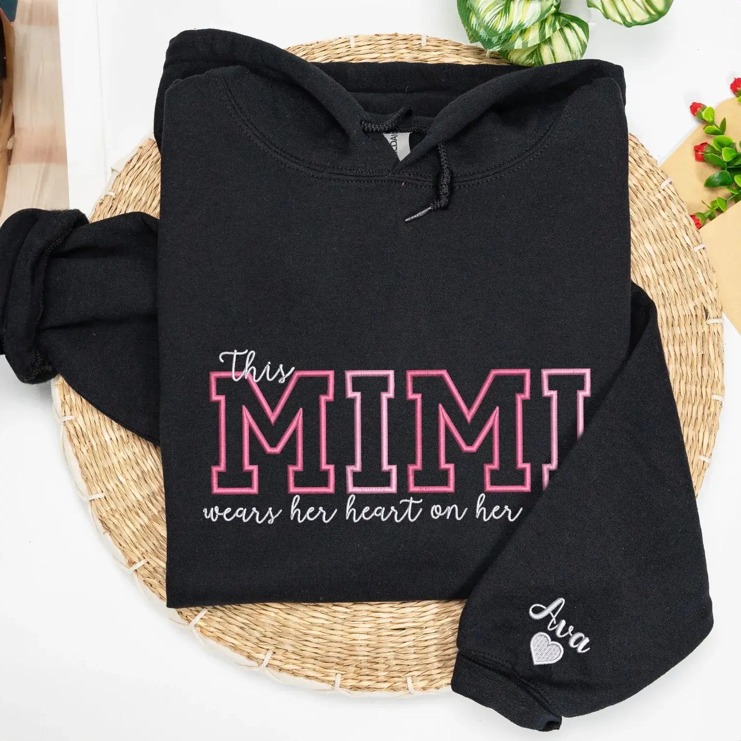 custom-embroidered-this-mimi-wears-her-heart-on-her-sleeve-sweatshirt-mothers-day-gifts