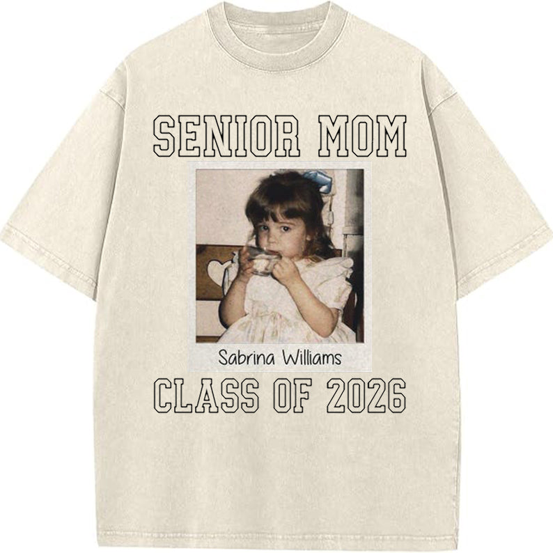 custom-senior-mom-2026-vintage-throwback-photo-washed-sweatshirt-for-mom