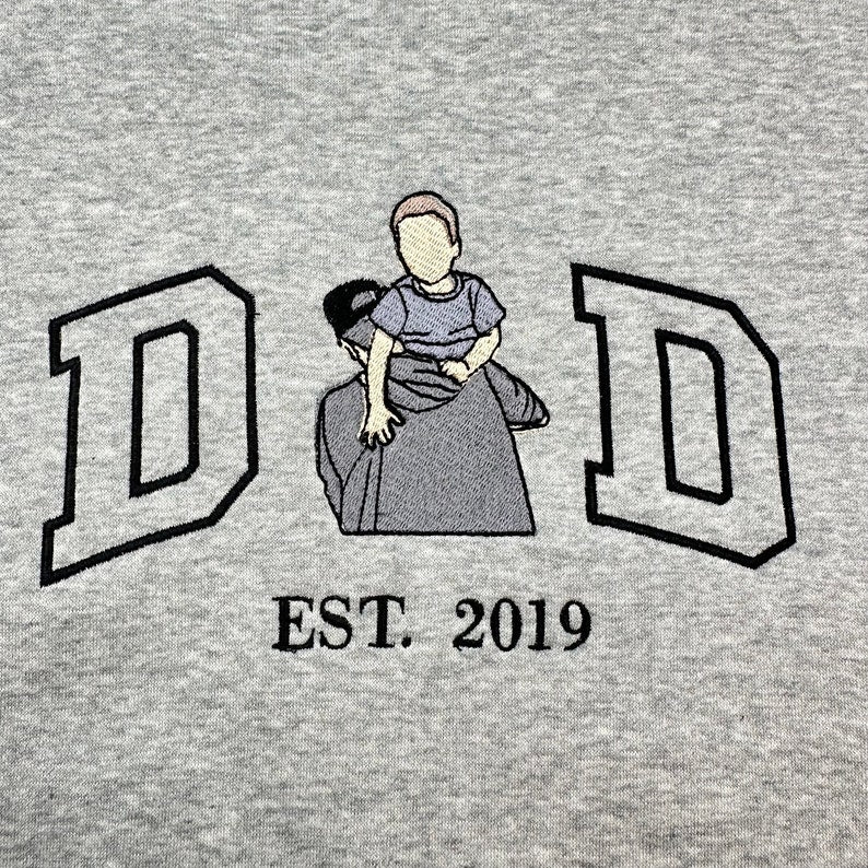 a-papa-t-shirt-with-a-photo-and-a-sweatshirt-separately-embroidered-with-the-portraits-of-the-father-and-the-child