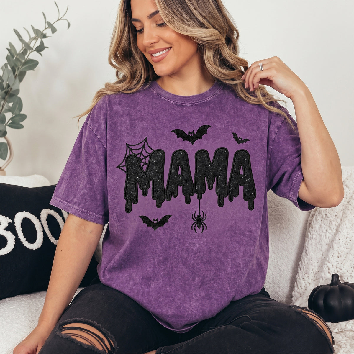 personalized-halloween-mama-washed-sweatshirt-vintage-distressed-spooky-season-pullover-custom-glitter-embroidered-fall-shirt