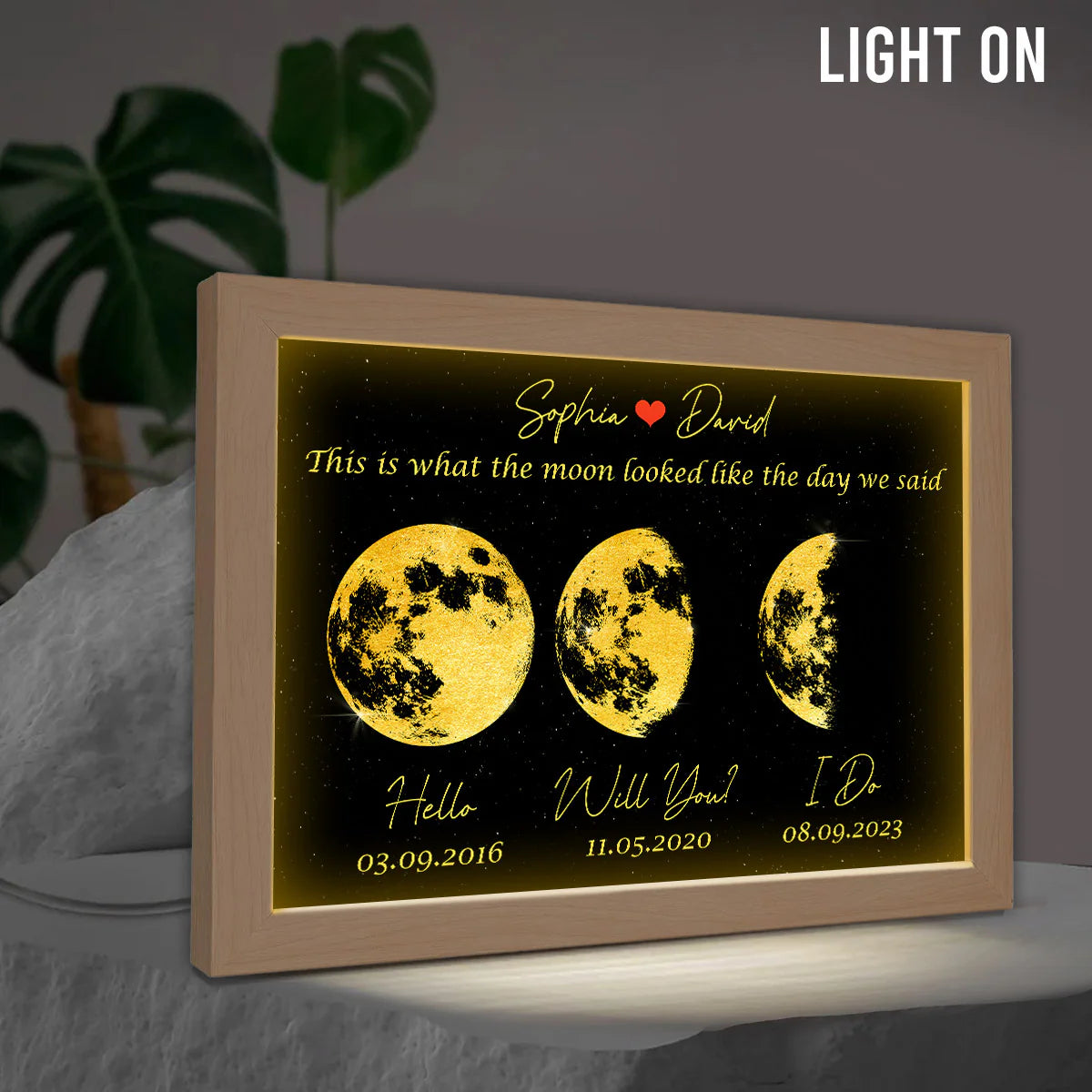 the-moon-look-like-this-personalized-light-photo-frame-gift-for-mom-family