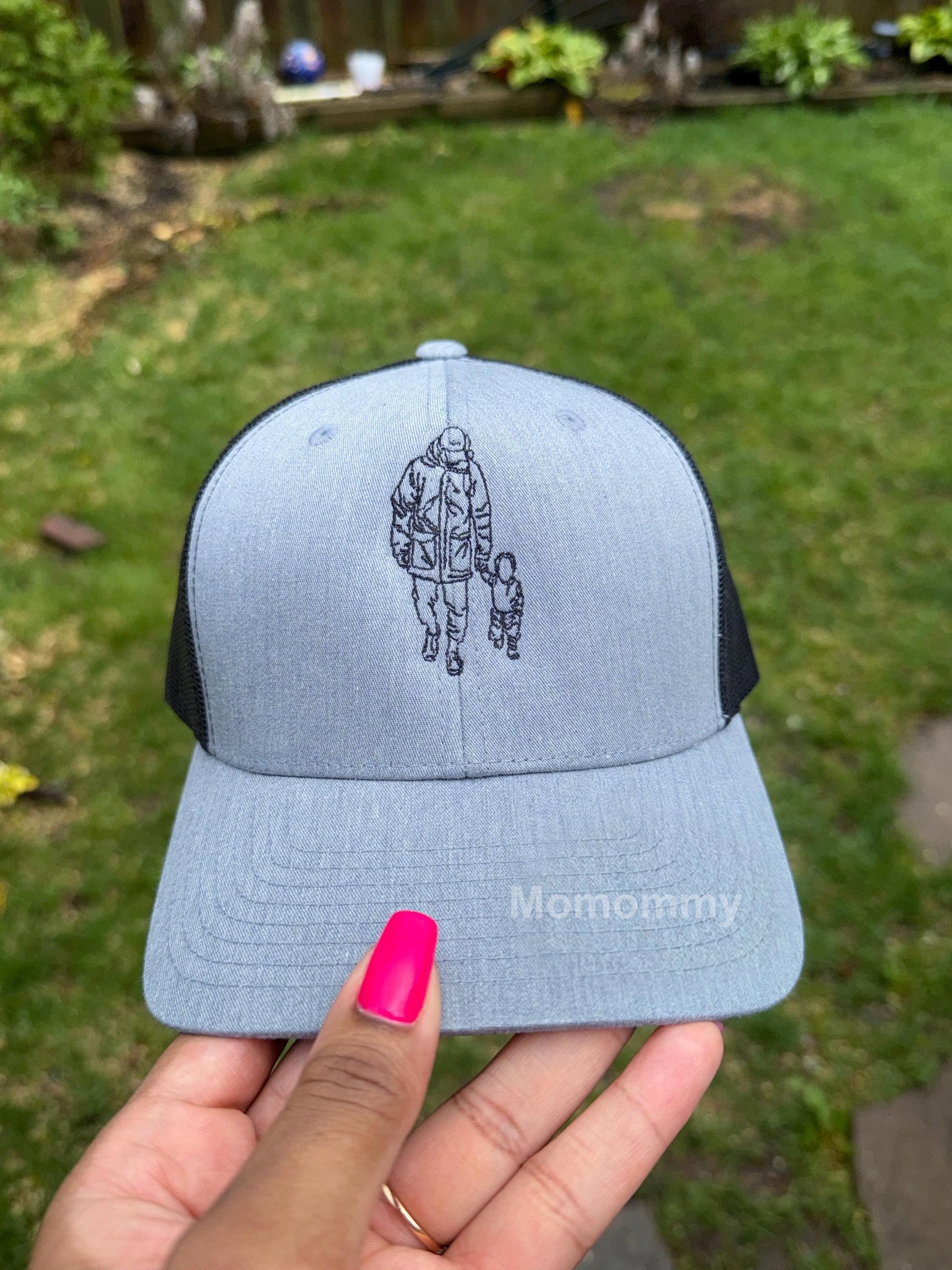 custom-photo-embroidered-dad-trucker-hat-gifts-for-dad