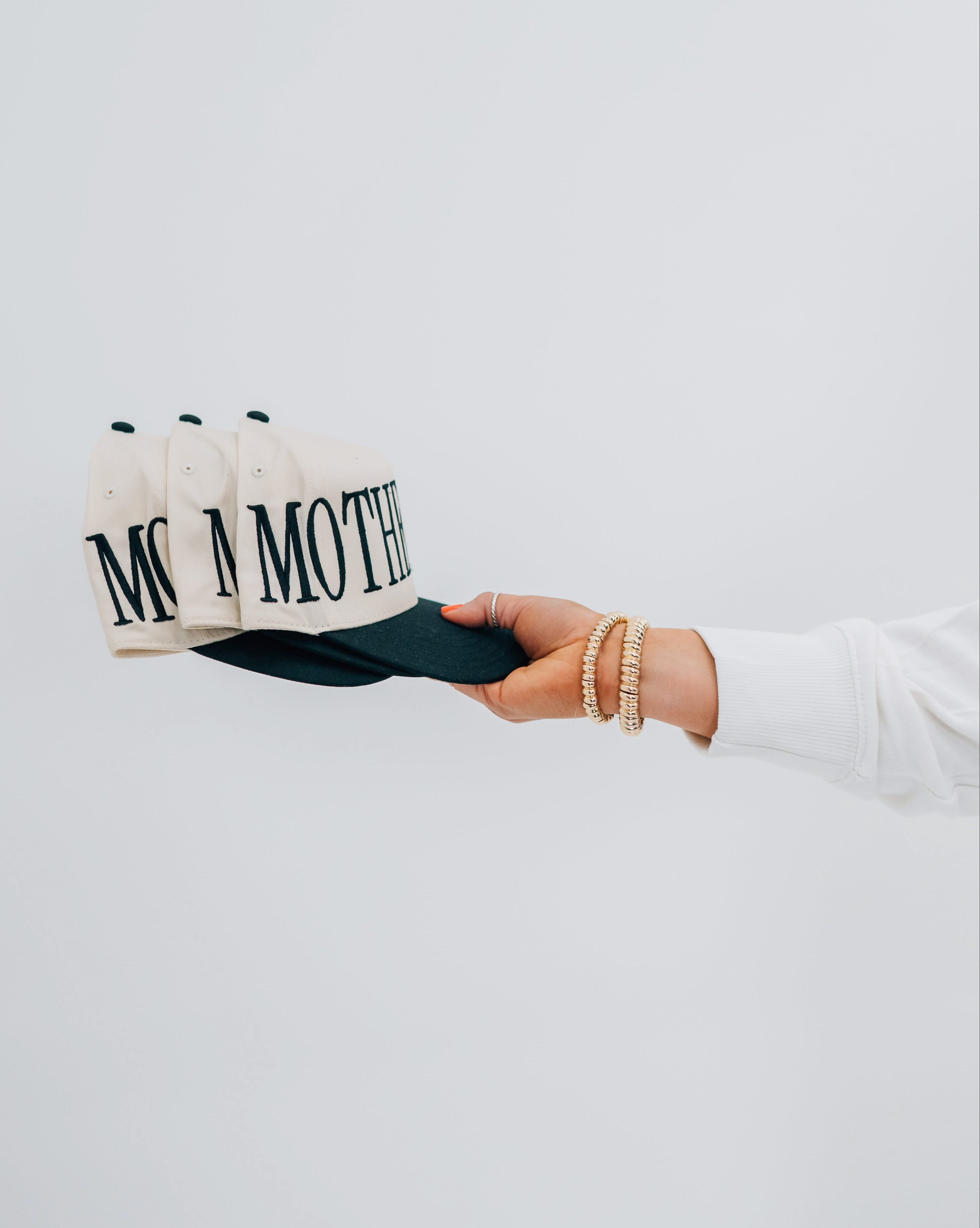 custom-motherhood-embroidered-trucker-hat-classic-mom-baseball-cap-mothers-day-gift