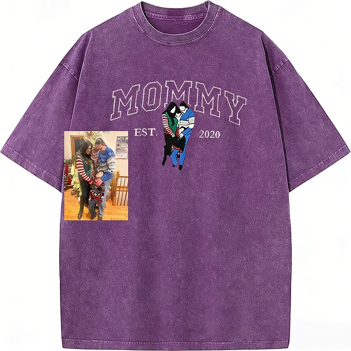 personalized-vintage-washed-mama-kids-portrait-mothers-day-gift-soft-fit-memory-shirt-family-keepsake-tee
