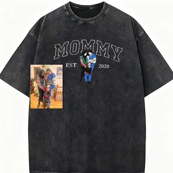 personalized-vintage-washed-mama-kids-portrait-mothers-day-gift-soft-fit-memory-shirt-family-keepsake-tee