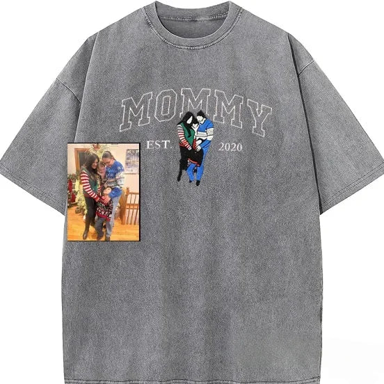 personalized-vintage-washed-mama-kids-portrait-mothers-day-gift-soft-fit-memory-shirt-family-keepsake-tee