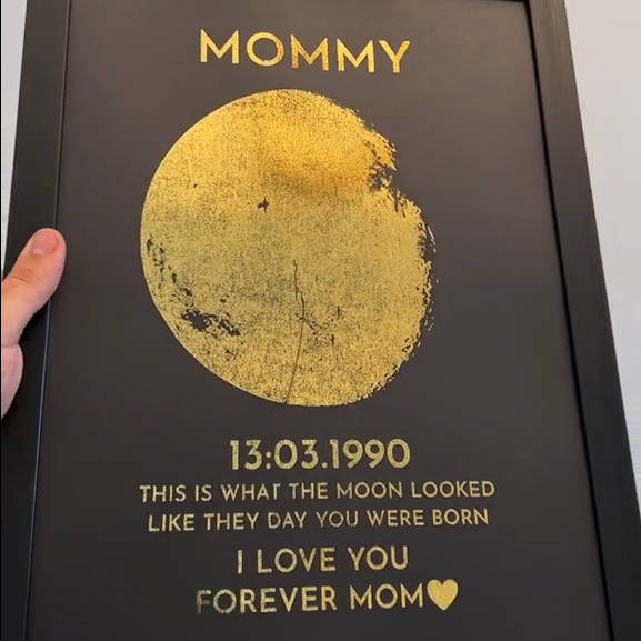 custom-moon-phase-with-custom-text-commemorative-gift-for-mom