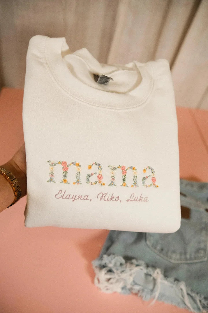 personalized-embroidered-floral-mama-sweatshirt-mothers-day-gift