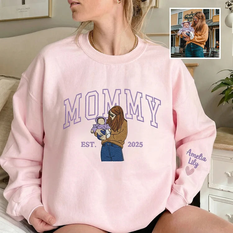 custom-embroidered-sweatshirt-with-mama-and-kids-portrait-mothers-day-gift
