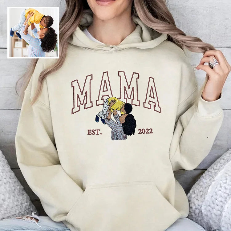 custom-embroidered-sweatshirt-with-mama-and-kids-portrait-mothers-day-gift