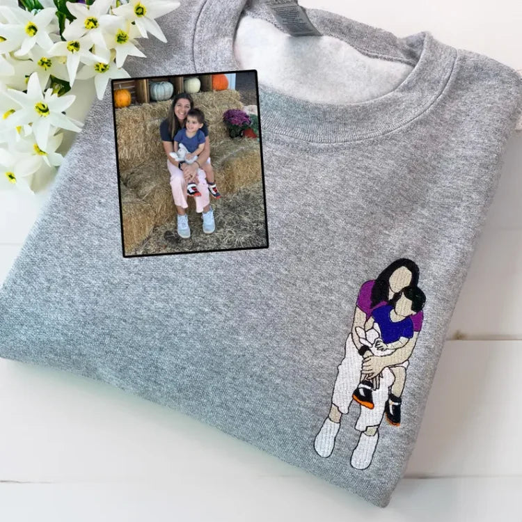 custom-mama-mom-portrait-embroidered-t-shirt-sweatshirt-gifts-for-mom