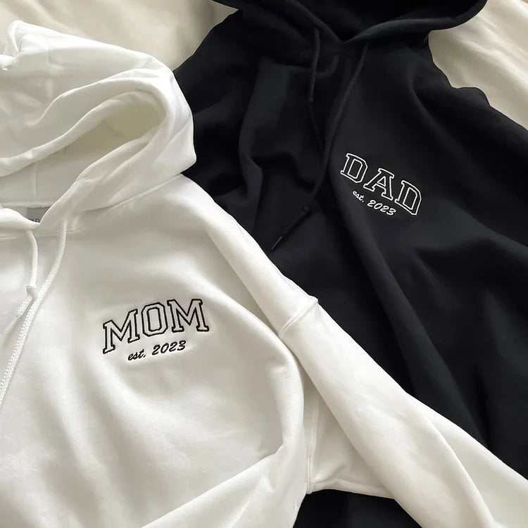 custom-embroidered-mom-dad-sweatshirt-gift-for-mom-dad