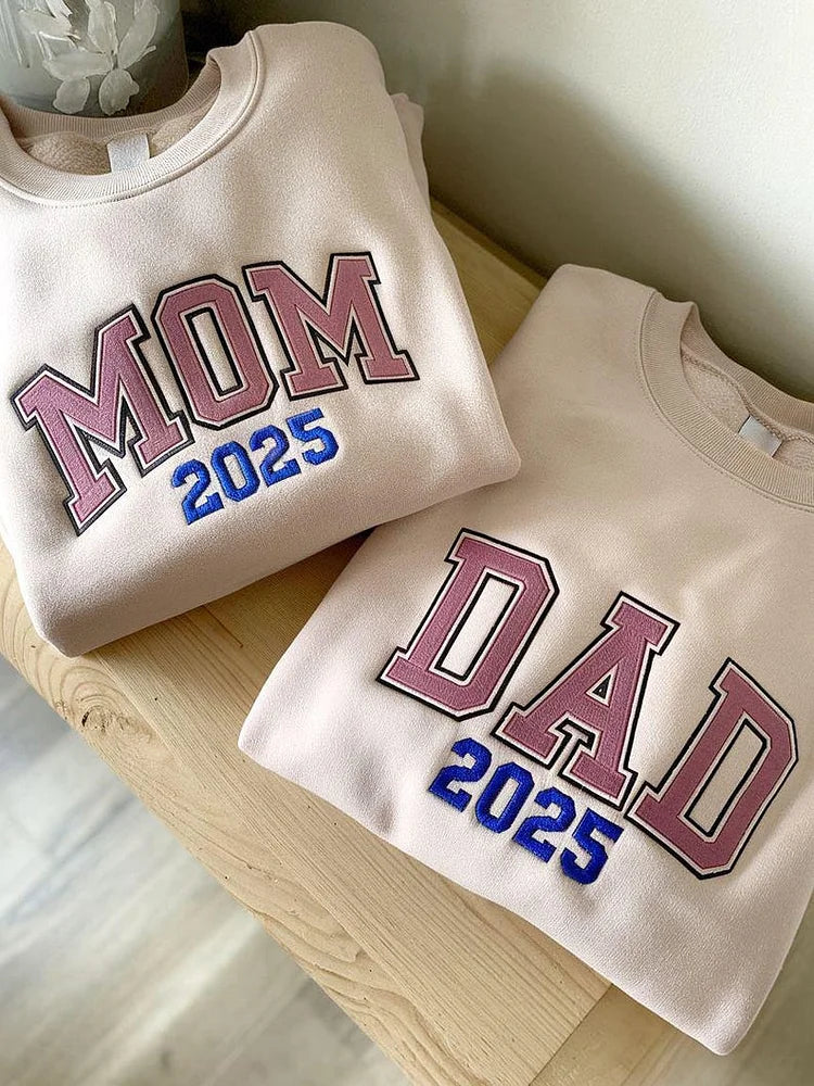 custom-mom-dad-embroidered-sweatshirt-with-year-gift-for-parents