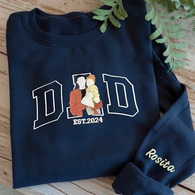 custom-embroidered-dad-sweatshirt-with-family-portrait-fathers-day-gift