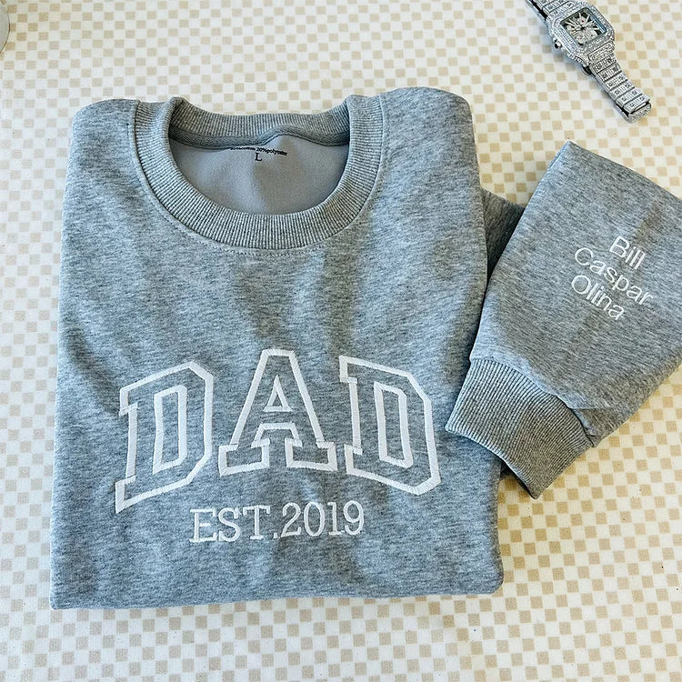 custom-embroidered-dad-papa-hoodie-personalized-name-establish-date-fathers-day-gift