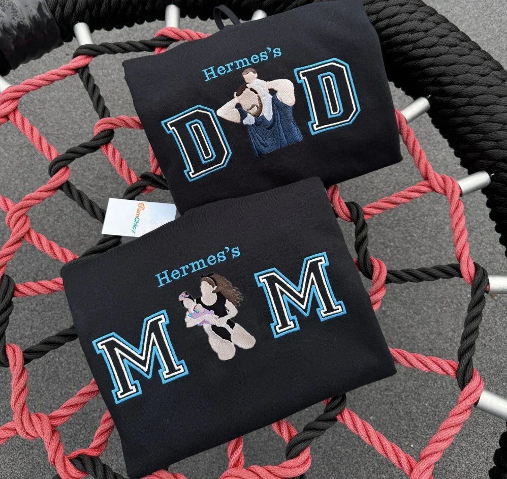 custom-mom-dad-embroidered-family-portrait-sweatshirt-fathers-day-gift