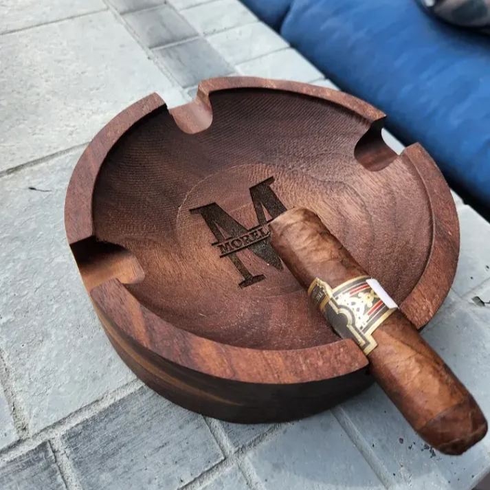 personalized-name-walnut-cigar-ash-tray
