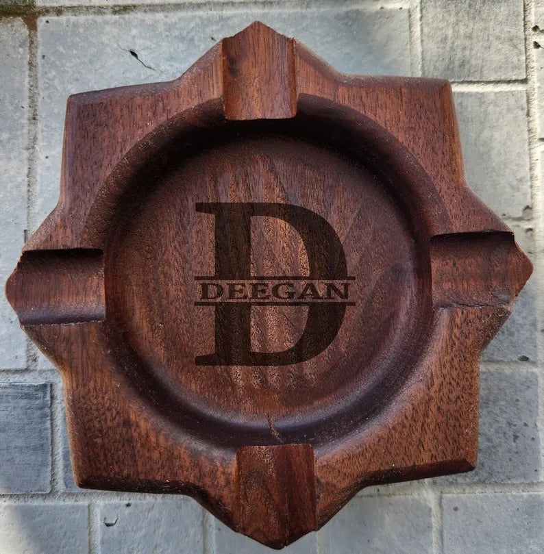 personalized-name-walnut-cigar-ash-tray