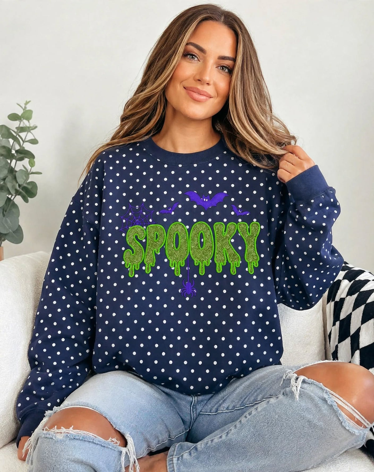 personalized-halloween-mama-glitter-embroidered-polka-dot-sweatshirt