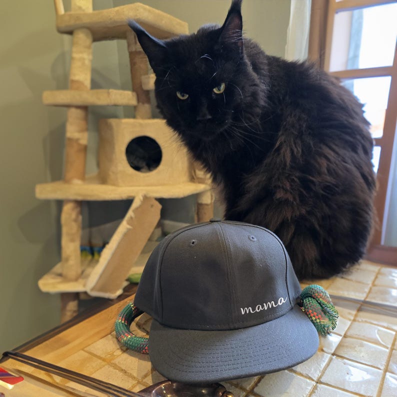 custom-embroidered-mama-baseball-cap-hat