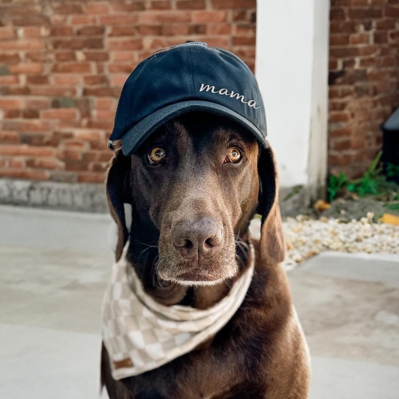 custom-embroidered-mama-baseball-cap-hat