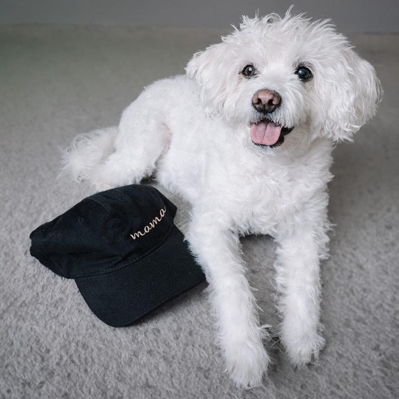 custom-embroidered-mama-baseball-cap-hat