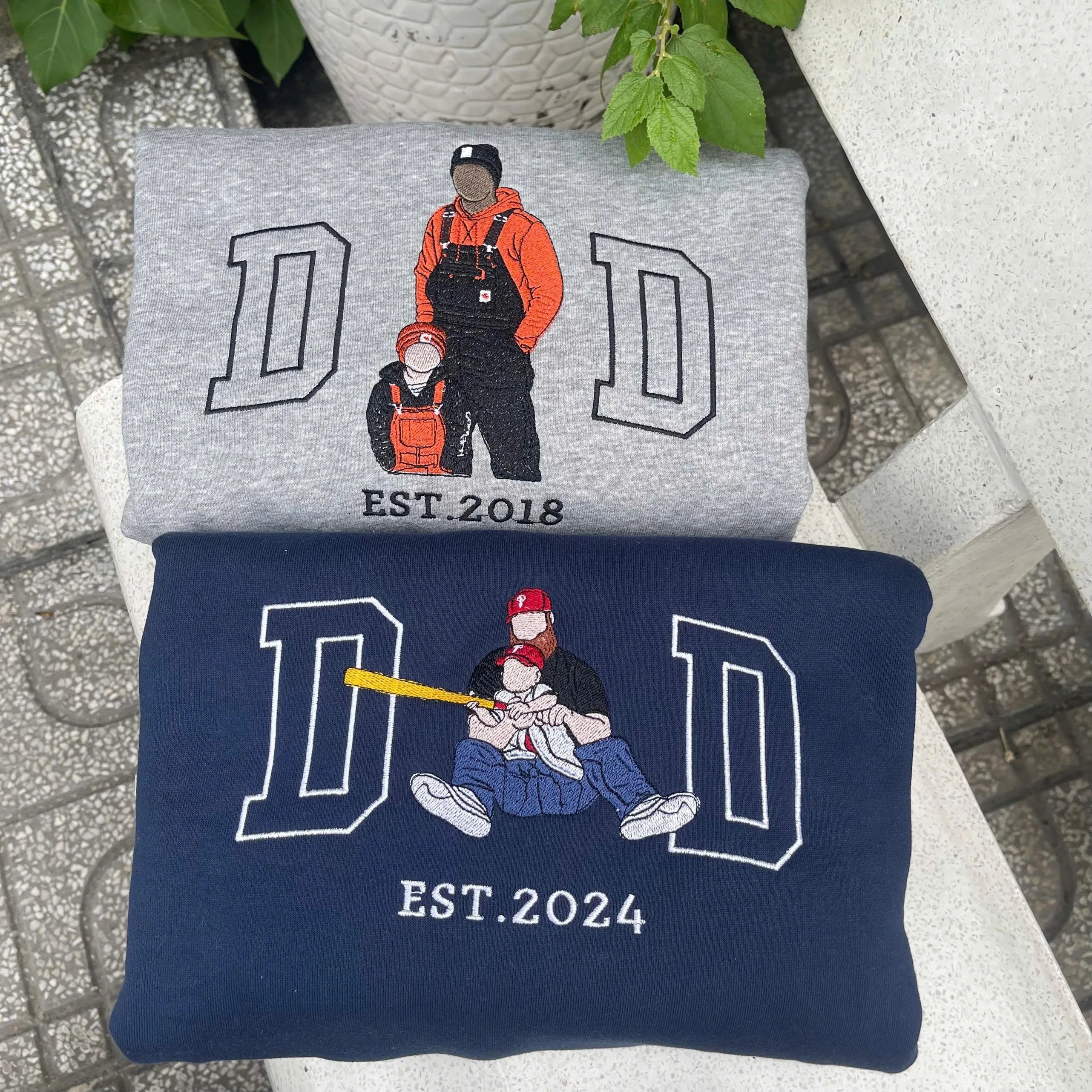 custom-portrait-from-photo-sweatshirt-embroidered-dad-papa-sweatshirt