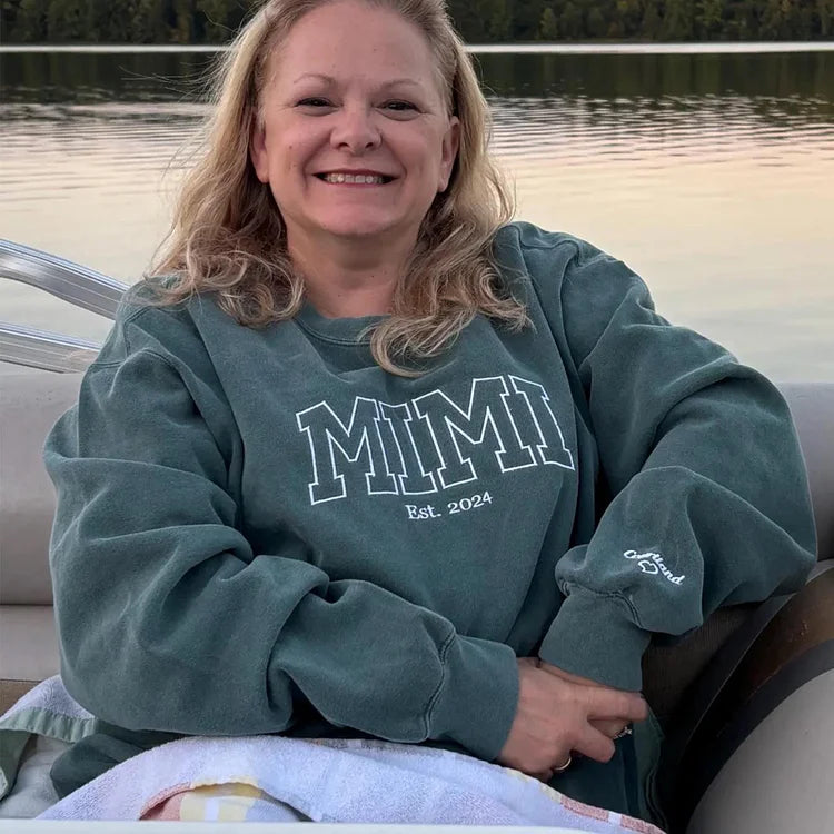 custom-mama-embroidered-sweatshirt-with-kids-names-sleeve-mothers-day-gift