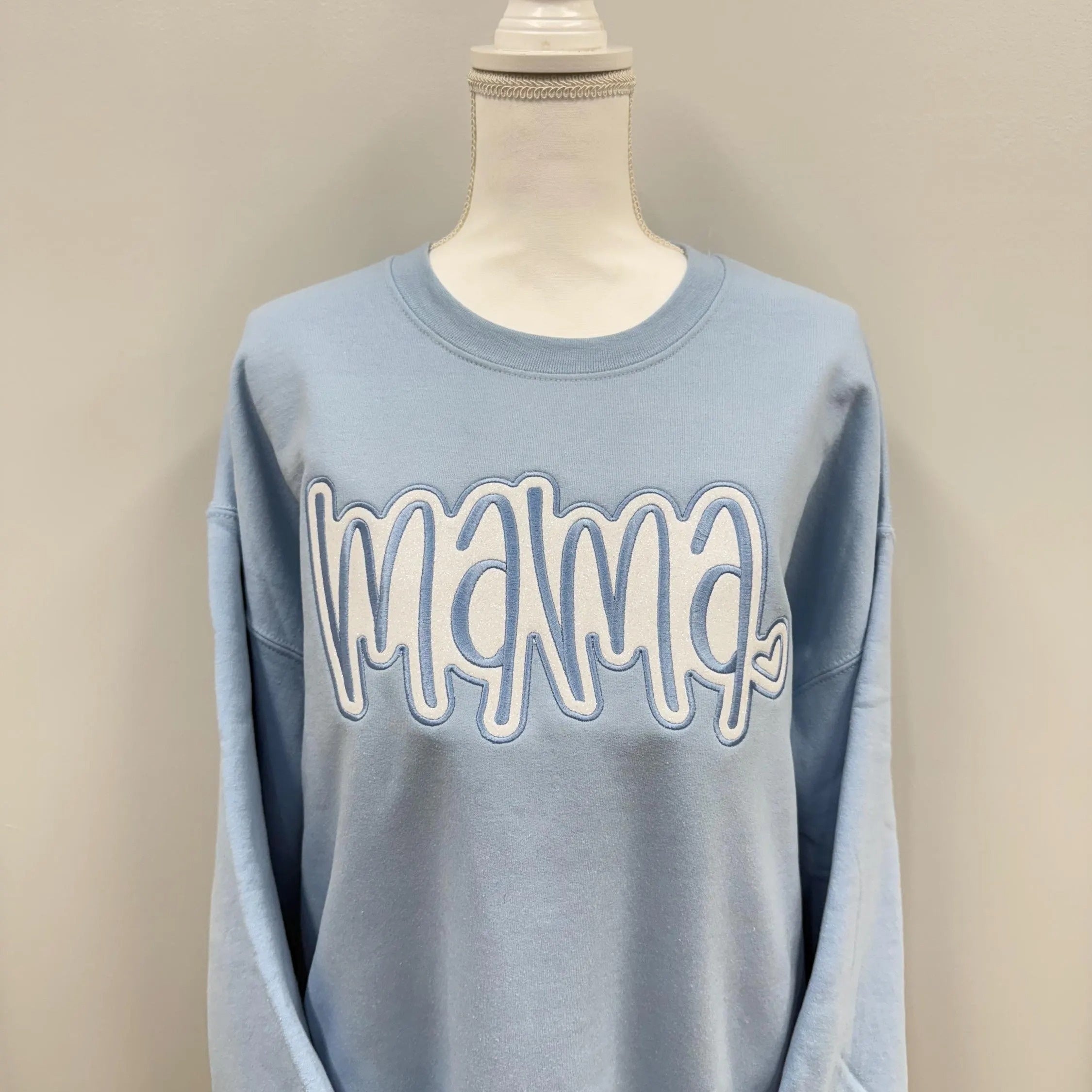 custom-mama-glitter-applique-sweatshirt-with-heart-glitter-design-mothers-day-gifts