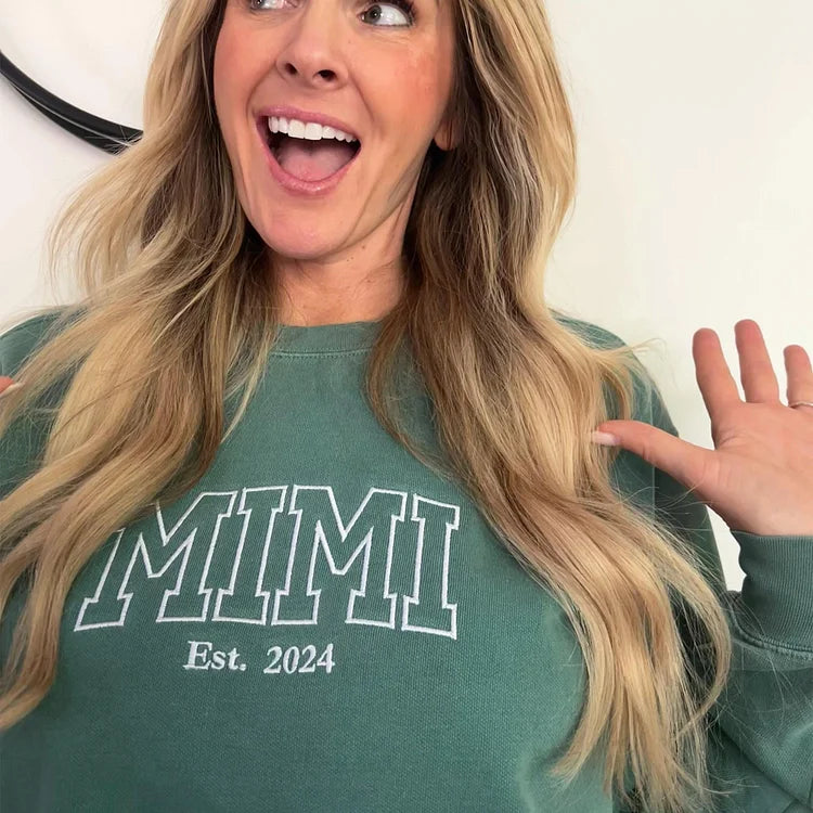 custom-mama-embroidered-sweatshirt-with-kids-names-sleeve-mothers-day-gift