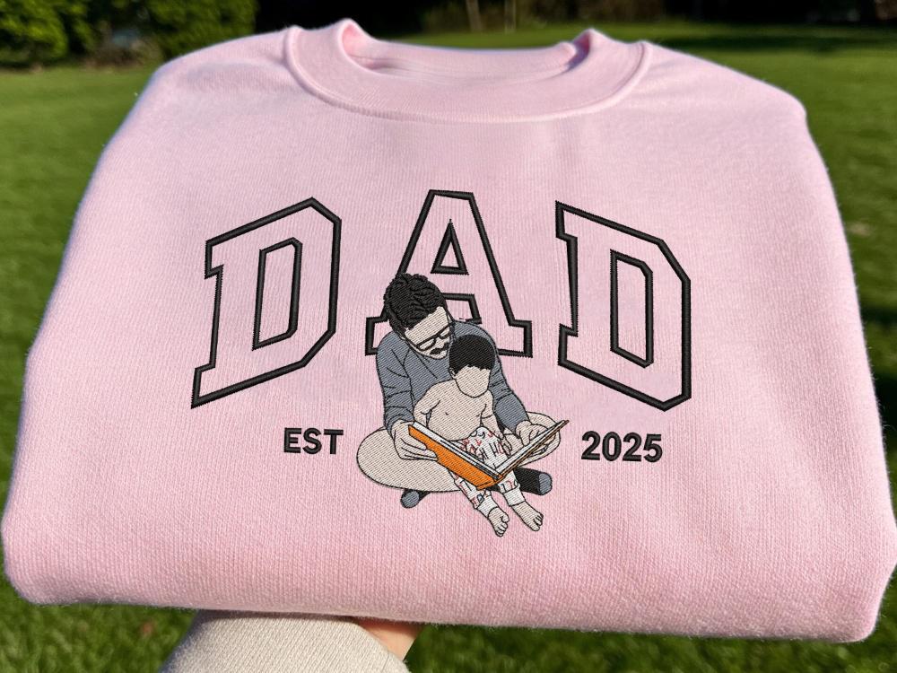 custom-embroidered-dad-sweatshirt-with-photo-gift-for-dad-from-mom