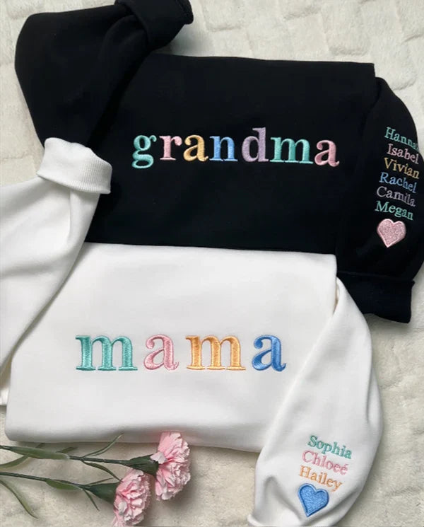 personalized-pastel-mama-sweatshirt-with-kids-names-on-sleeve
