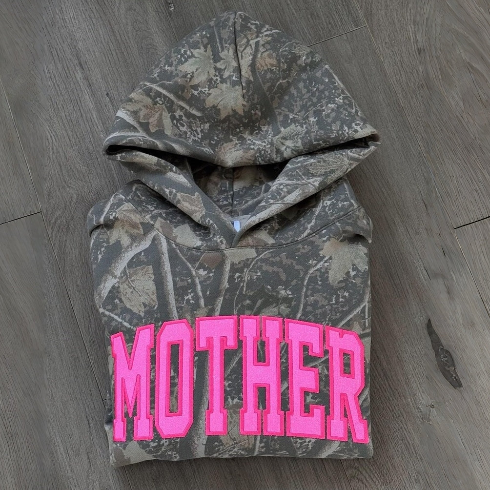 personalized-camo-glitter-text-mama-shirt-custom-name-hunting-gift-for-mom-mothers-day-apparel