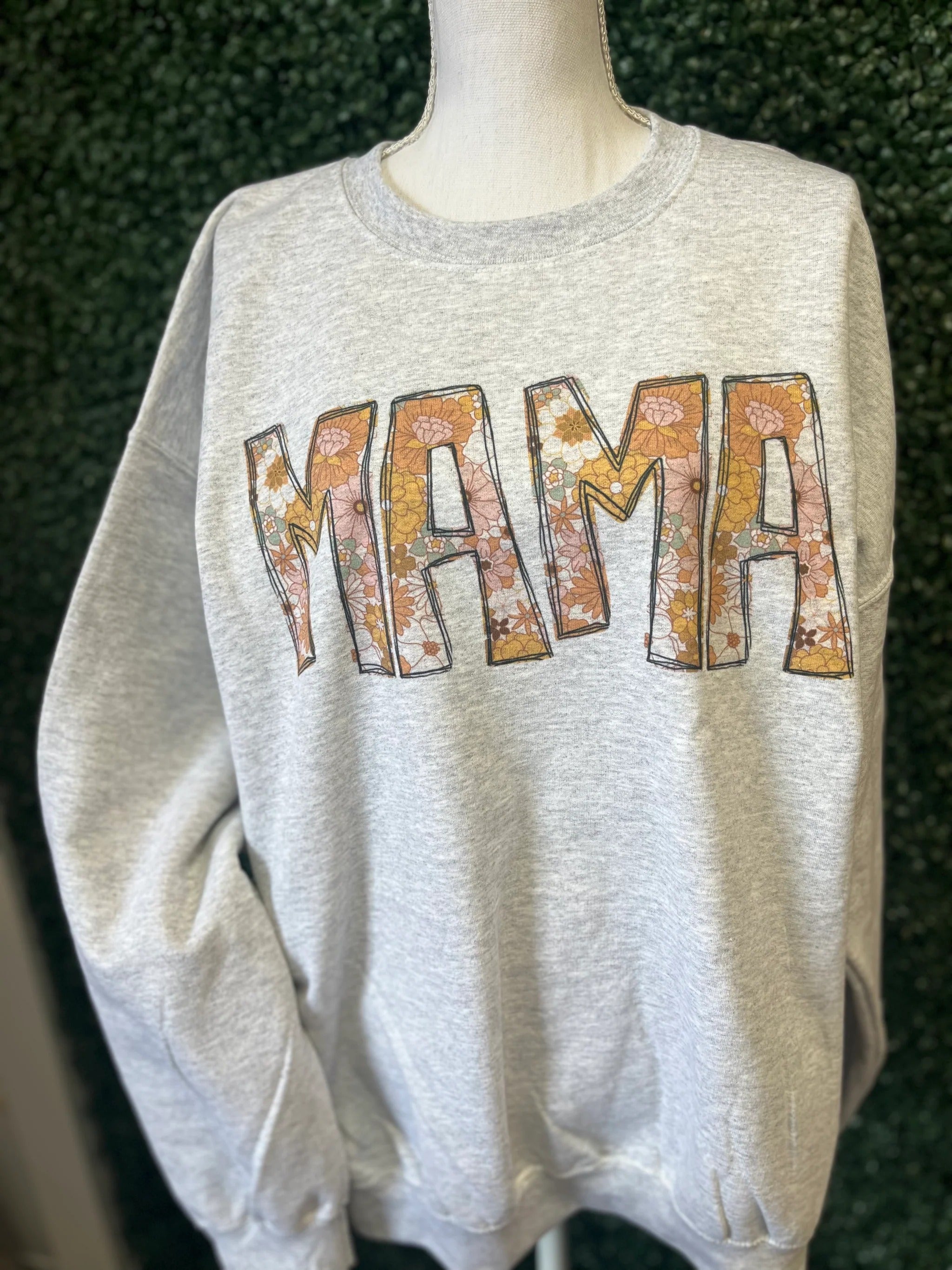 custom-name-sweatshirts-mothers-day-gifts-for-mama-grandma