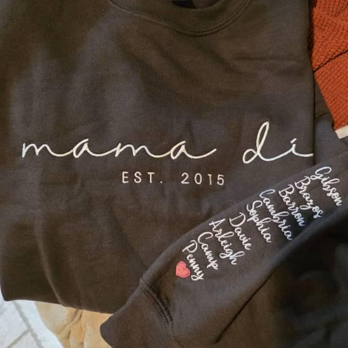 custom-embroidered-mama-est-year-sweatshirt-name-on-sleeve-with-heart-grandma-shirt-with-date-gift-for-new-mom-mothers-day-gift