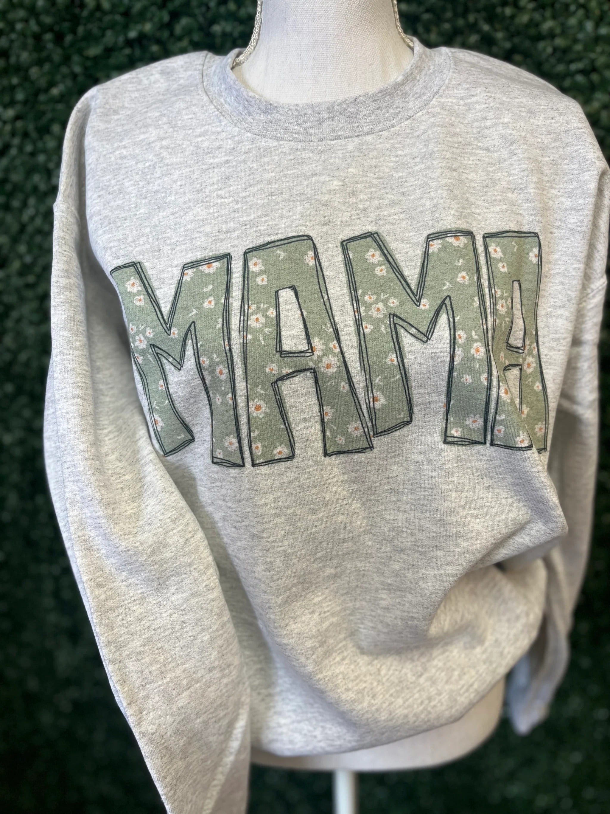 custom-name-sweatshirts-mothers-day-gifts-for-mama-grandma