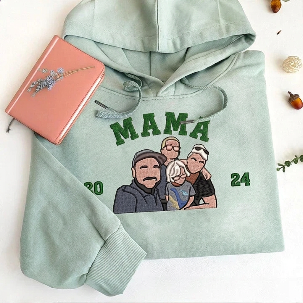 👨-👩-👧-👦-personalized-embroidered-family-photo-sweatshirt-custom-portrait-from-your-favorite-photo